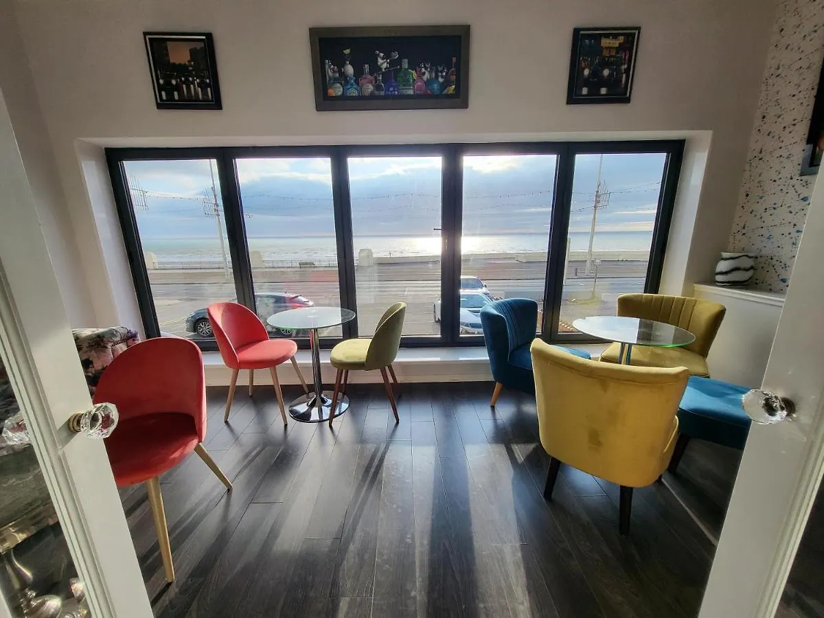 **** Nocleg ze śniadaniem Bed and Breakfast The Bromley Blackpool Wielka Brytania